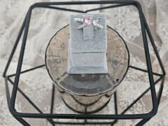 Pembe Kalpli Zirkon Tasli Capraz Yuzuk