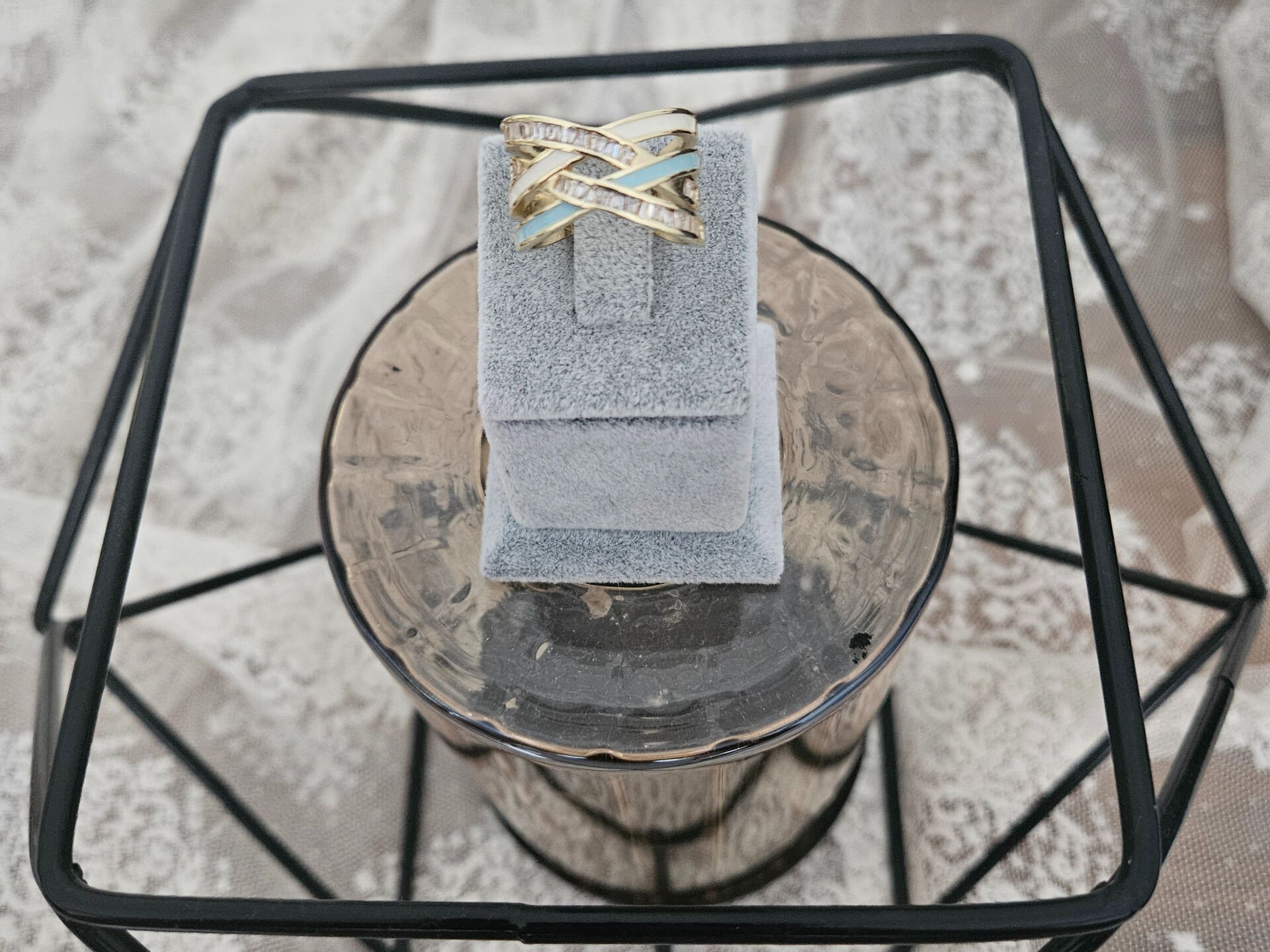 Capraz Mavi Mineli Yuzuk